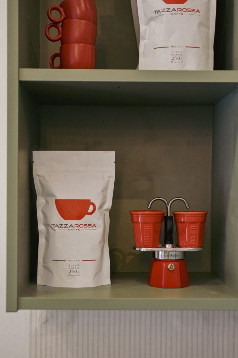 comer y beber las palmas cafeteria tazzarossa cefeteras 768x1152